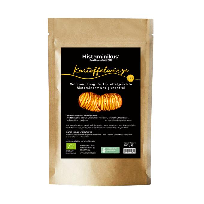 Produktbild eines braunen Standbeutels mit schwarzem Etikett der Marke „Histaminikus“. Auf dem Etikett steht „Kartoffelwürze – Würzmischung für Kartoffelgerichte, histaminarm und glutenfrei“. In der Mitte ist ein Bild von zwei geriffelten, goldbraun gebackenen Kartoffeln zu sehen. Darunter sind die Zutaten aufgelistet.