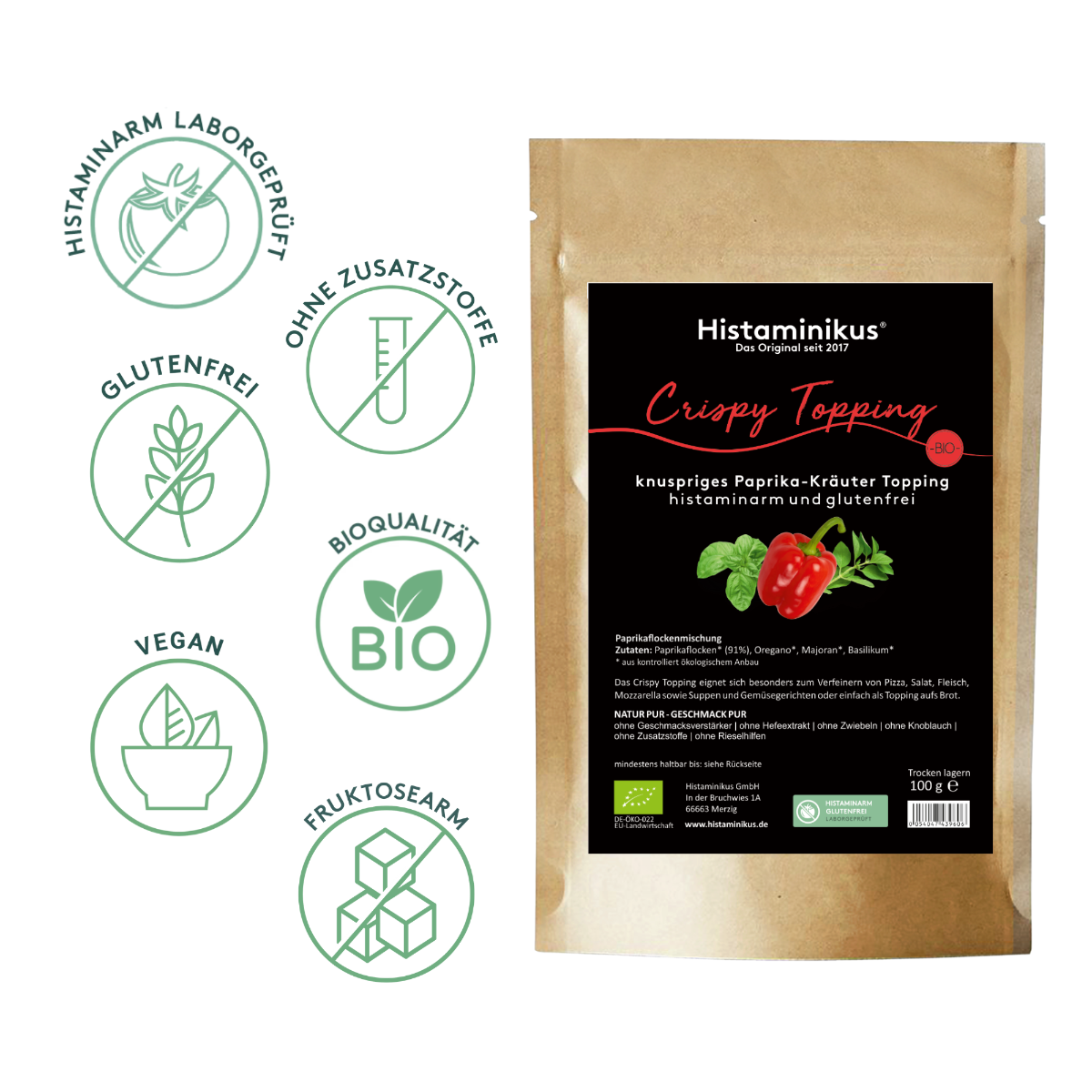 Braune Standbodenverpackung „Crispy Topping“ mit schwarzem Etikett in der Mitte. Links daneben sieben grüne Icons mit Text: histaminarm laborgeprüft, ohne Zusatzstoffe, glutenfrei, Bioqualität, vegan, fruktosearm.