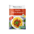 Ein einzelner HistaFix-Beutel „Paprika-Bolognese“ von Histaminikus mit rotem Verpackungsdesign, Teller Spaghetti mit Paprika-Hackfleischsoße, Basilikumblättern und Bio-Siegel, darunter grünes Label „histaminarm, glutenfrei, laborgeprüft“.